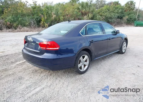 2015 Volkswagen Passat 1.8T Limited Edition from USA, damaged, VIN 1VWAS7A3XFC109117